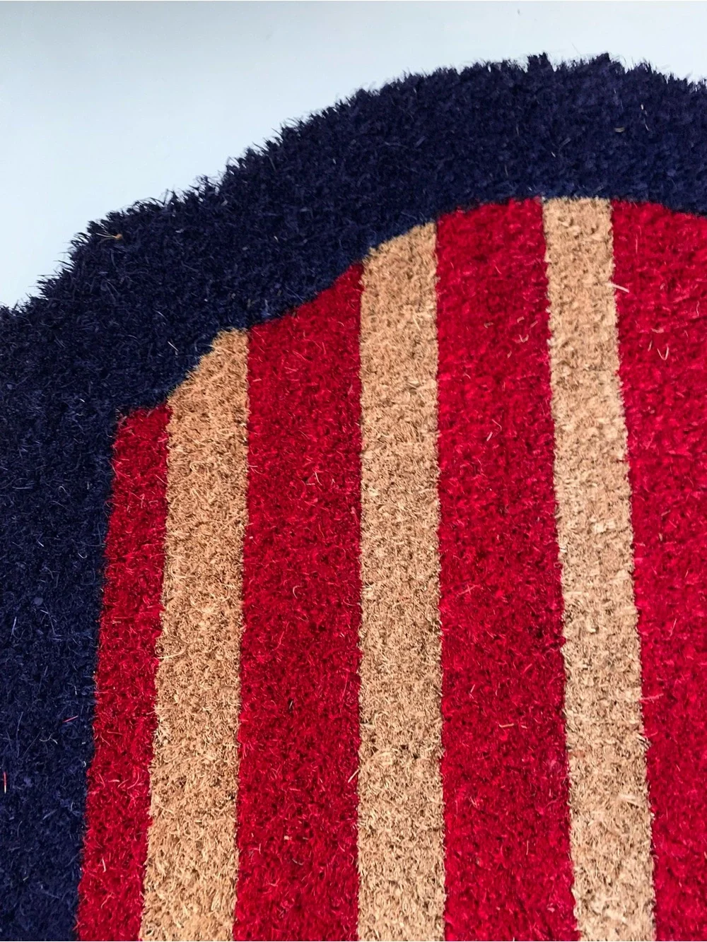 Outdoor doormat red stripe navy trim